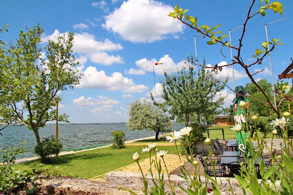 Hotel Piccadilly Mamaia Ngoại thất bức ảnh