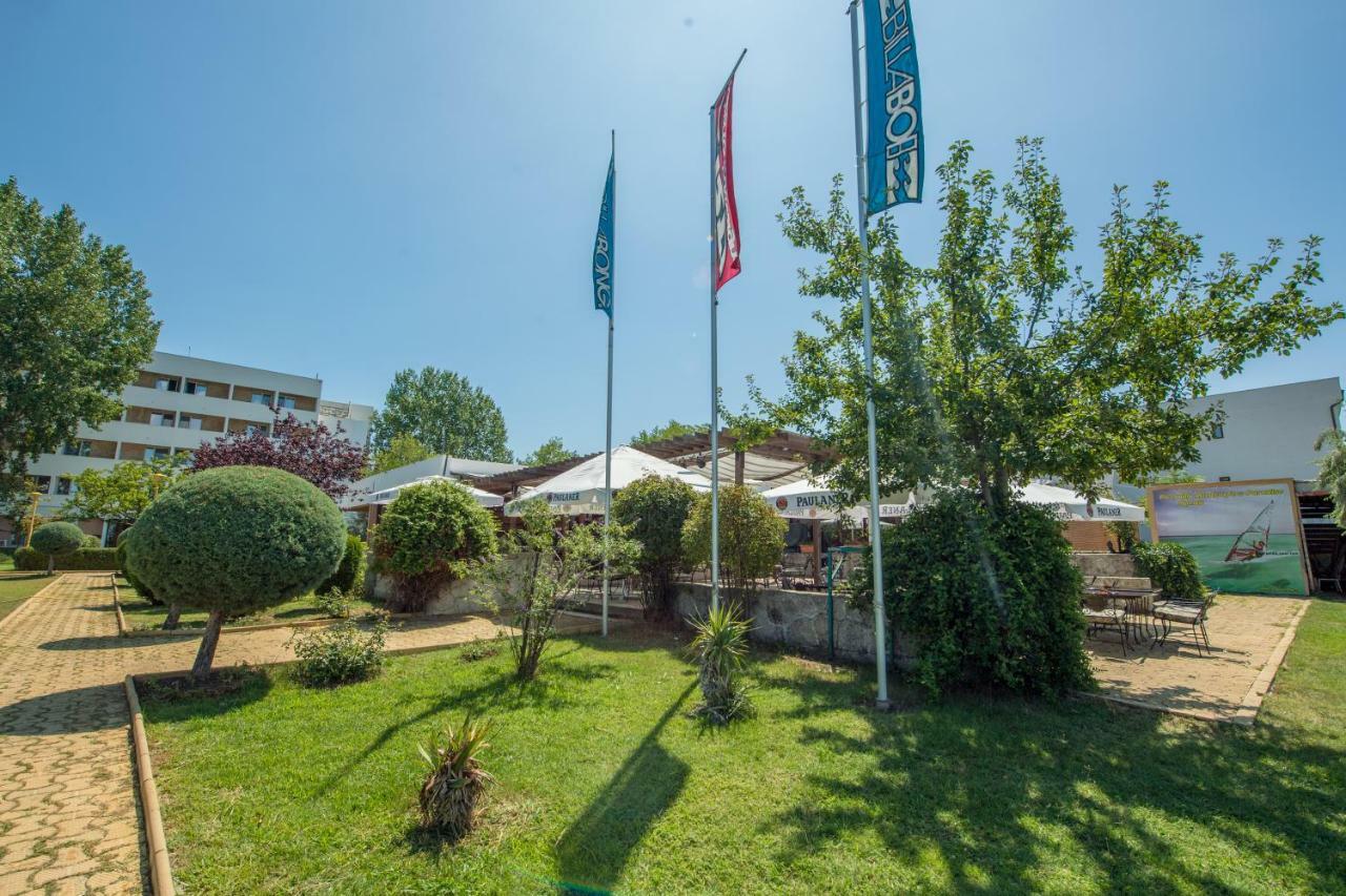 Hotel Piccadilly Mamaia Ngoại thất bức ảnh