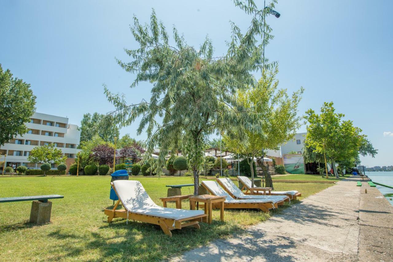 Hotel Piccadilly Mamaia Ngoại thất bức ảnh