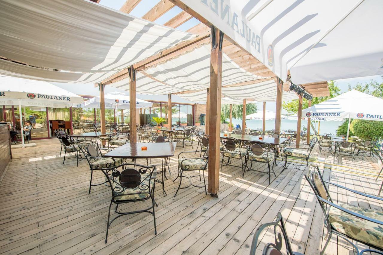 Hotel Piccadilly Mamaia Ngoại thất bức ảnh