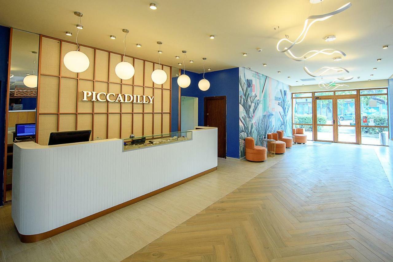 Hotel Piccadilly Mamaia Ngoại thất bức ảnh